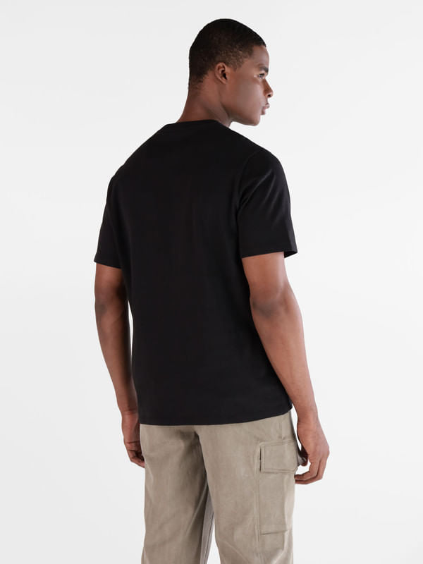 Playera Guess Patch
