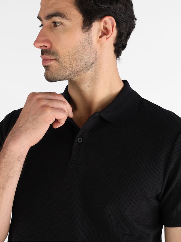 Playera Tipo Polo Guess Waffle