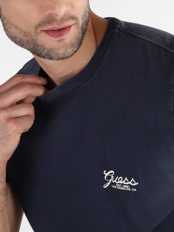 Playera Guess Logo