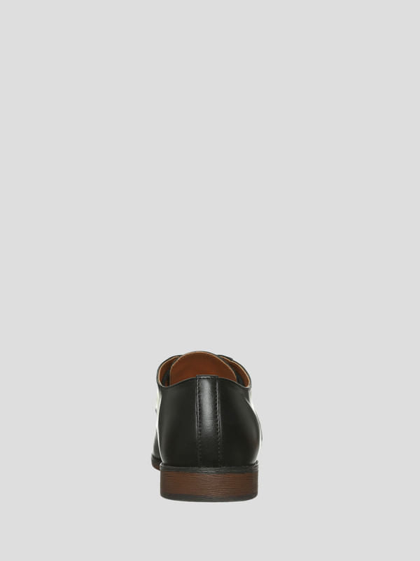 Zapato Guess Vancouver
