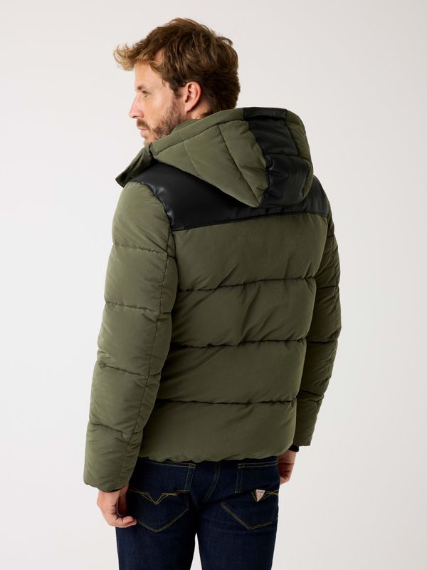 Chamarra Guess Puffa