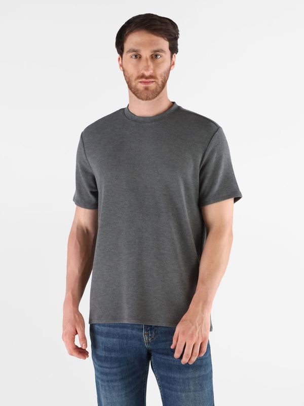 Playera Guess Saul