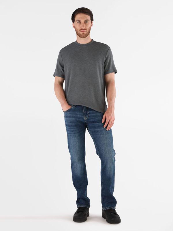 Playera Guess Saul