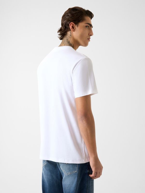 Playera Guess Logo